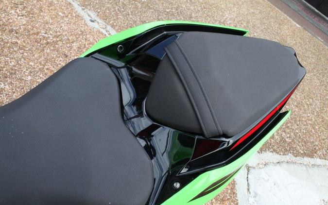 2023 Kawasaki Ninja 400 KRT Edition