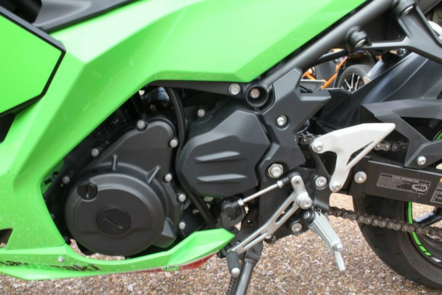 2023 Kawasaki Ninja 400 KRT Edition