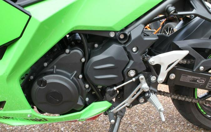 2023 Kawasaki Ninja 400 KRT Edition