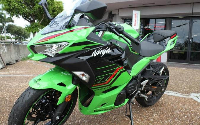 2023 Kawasaki Ninja 400 KRT Edition