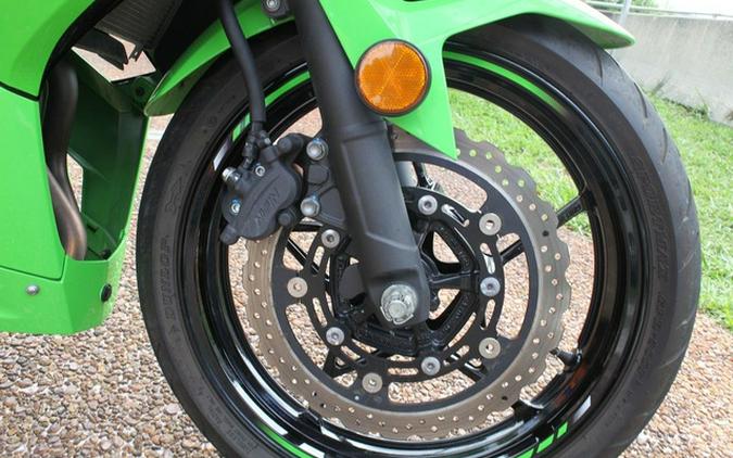2023 Kawasaki Ninja 400 KRT Edition