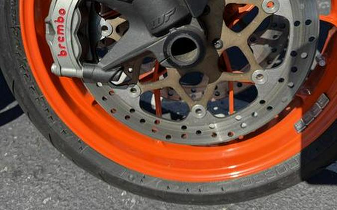2022 KTM 890 Duke R