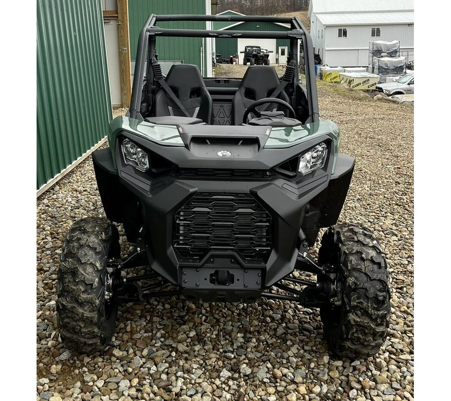 2024 Can-Am® Commander DPS 1000R