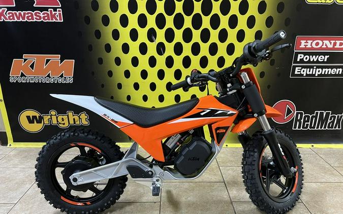 FIRST LOOK! THE ALUMINUM FRAMED 2024 KTM SX-E 2 IS COMING SOON