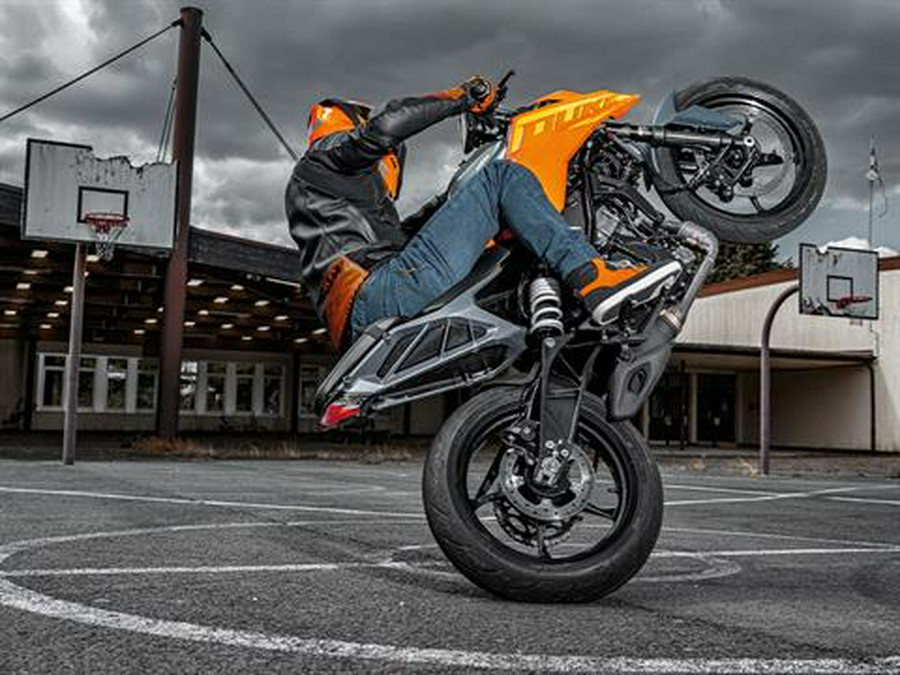 2025 KTM 250 Duke