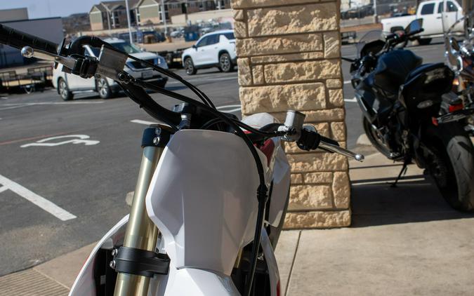 2026 YAMAHA YZ450F 70TH ANNIVERSARY EDITION