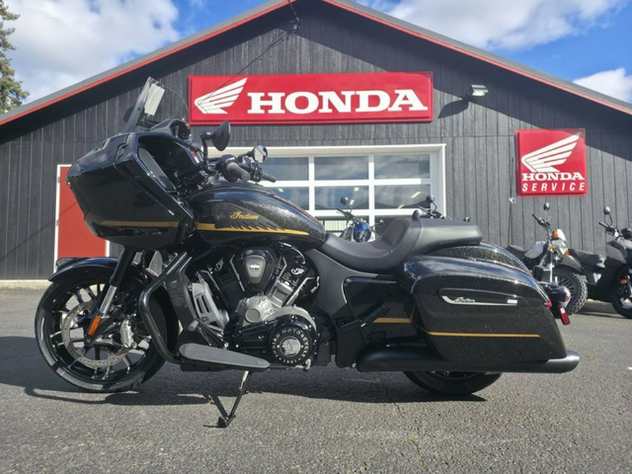 2026 Indian Challenger Dark Horse 112 Black Crystal w/Black