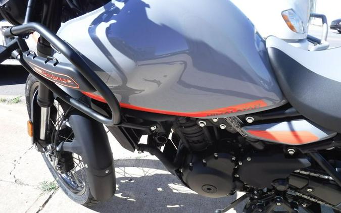 New 2025 Royal Enfield Himalayan 450 Motorcycle in Kansas City, MO