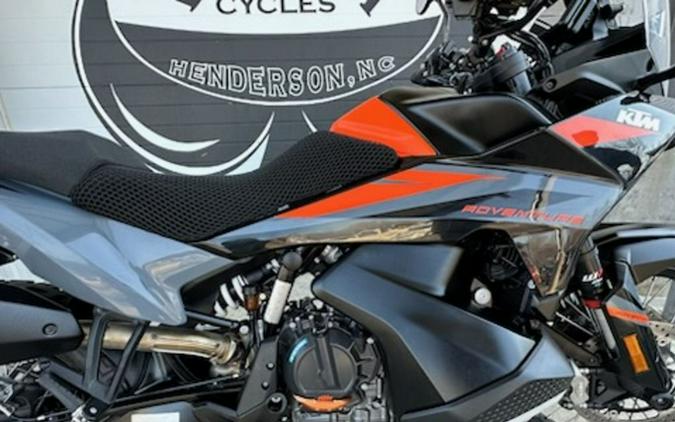 2023 KTM 890 Adventure