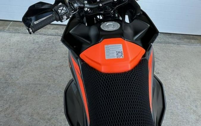 2023 KTM 890 Adventure