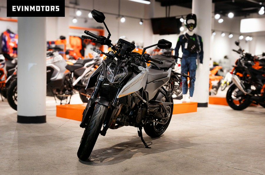 2026 KTM Duke 250