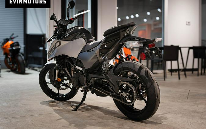 2026 KTM Duke 250
