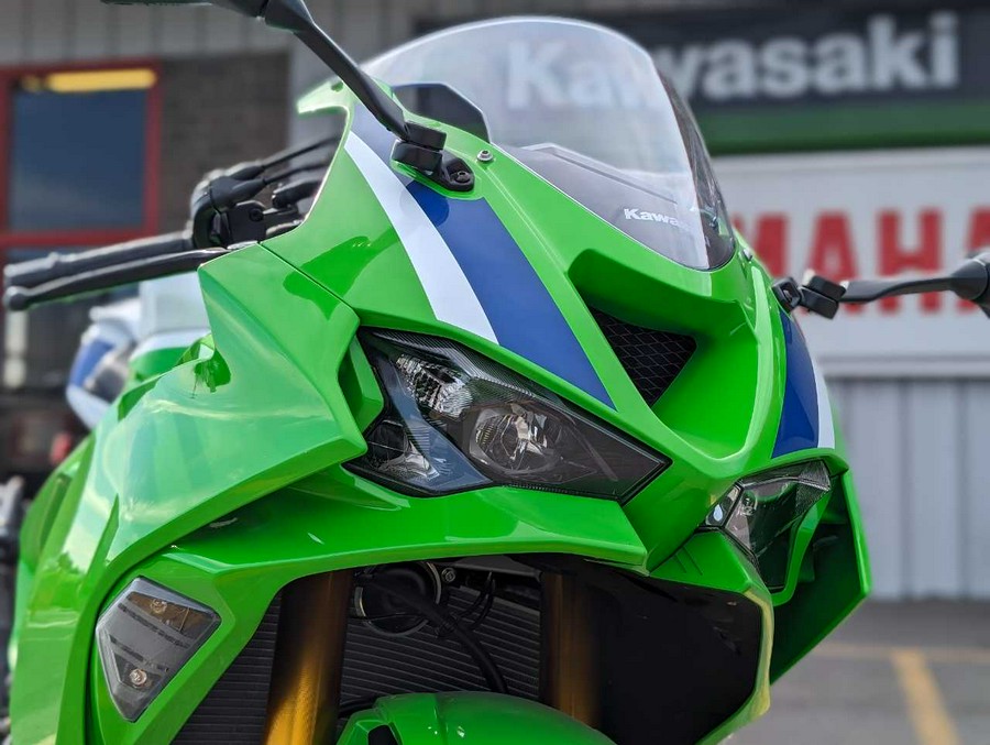 2024 Kawasaki Ninja® ZX™-6R 40th Anniversary Edition ABS