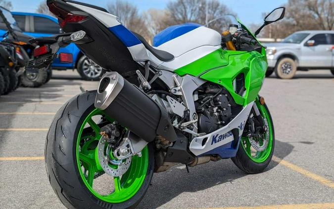 2024 Kawasaki Ninja® ZX™-6R 40th Anniversary Edition ABS