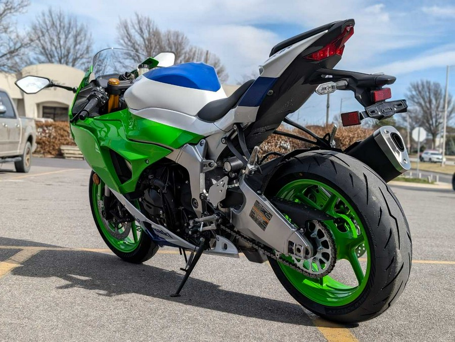 2024 Kawasaki Ninja® ZX™-6R 40th Anniversary Edition ABS