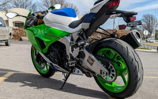 2024 Kawasaki Ninja® ZX™-6R 40th Anniversary Edition ABS