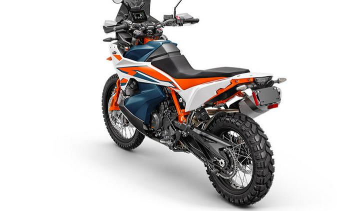 2023 KTM 890 Adventure R First Look [7 Fast Facts + 16 Photos]