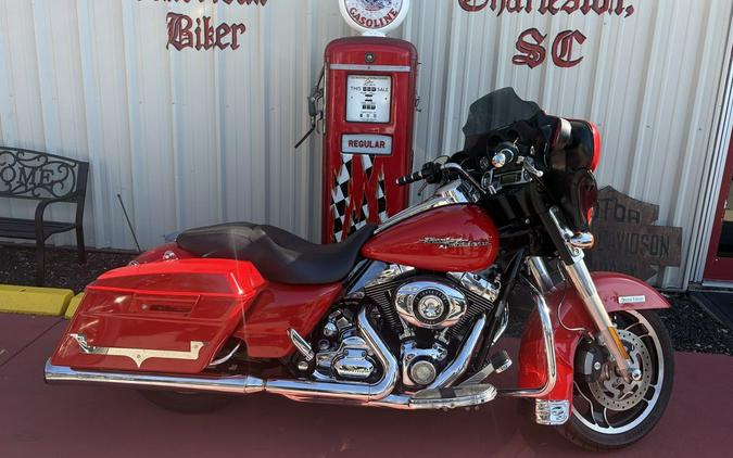 2010 Harley-Davidson® FLHX - Street Glide®