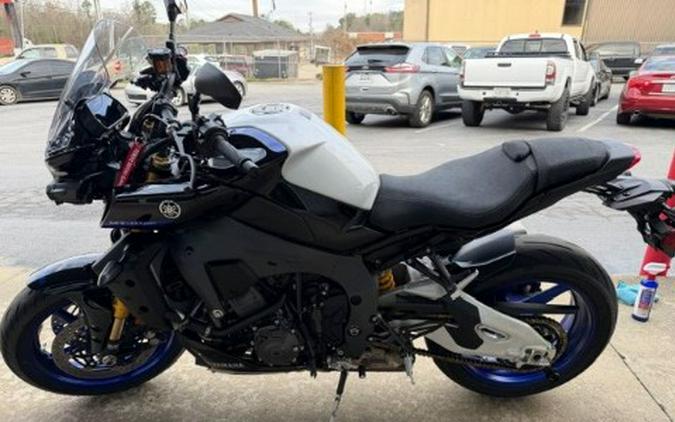 2025 Yamaha MT-10 SP