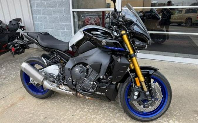 2025 Yamaha MT-10 SP