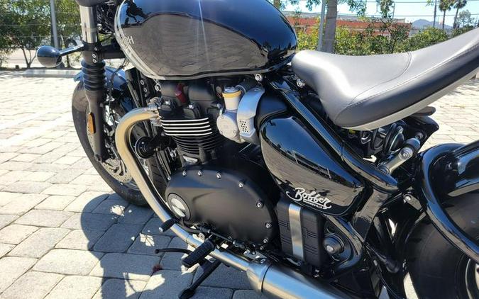 2025 Triumph Bonneville Bobber Jet Black/Ash Gray