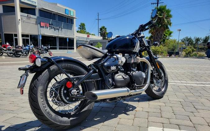 2025 Triumph Bonneville Bobber Jet Black/Ash Gray