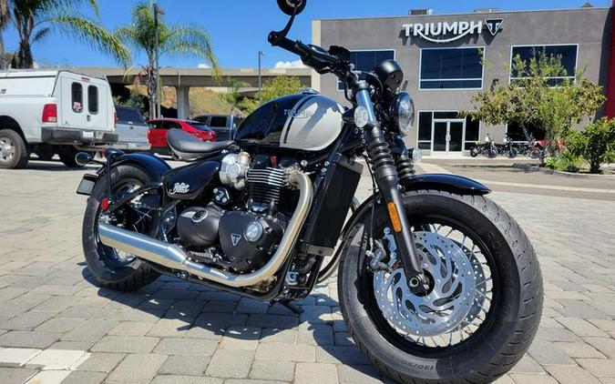 2025 Triumph Bonneville Bobber Jet Black/Ash Gray