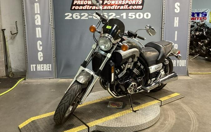 2001 Yamaha V-Max 1200