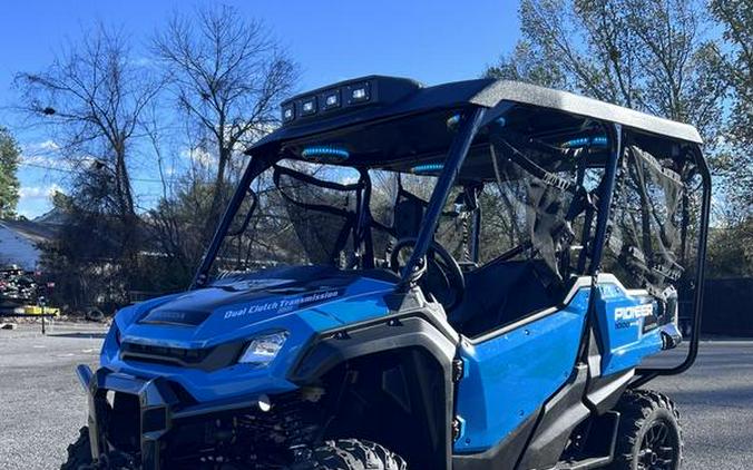 2025 Honda® Pioneer 1000-5 Deluxe