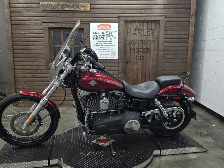2016 Harley-Davidson® Wide Glide® VELOCTY RED FLM