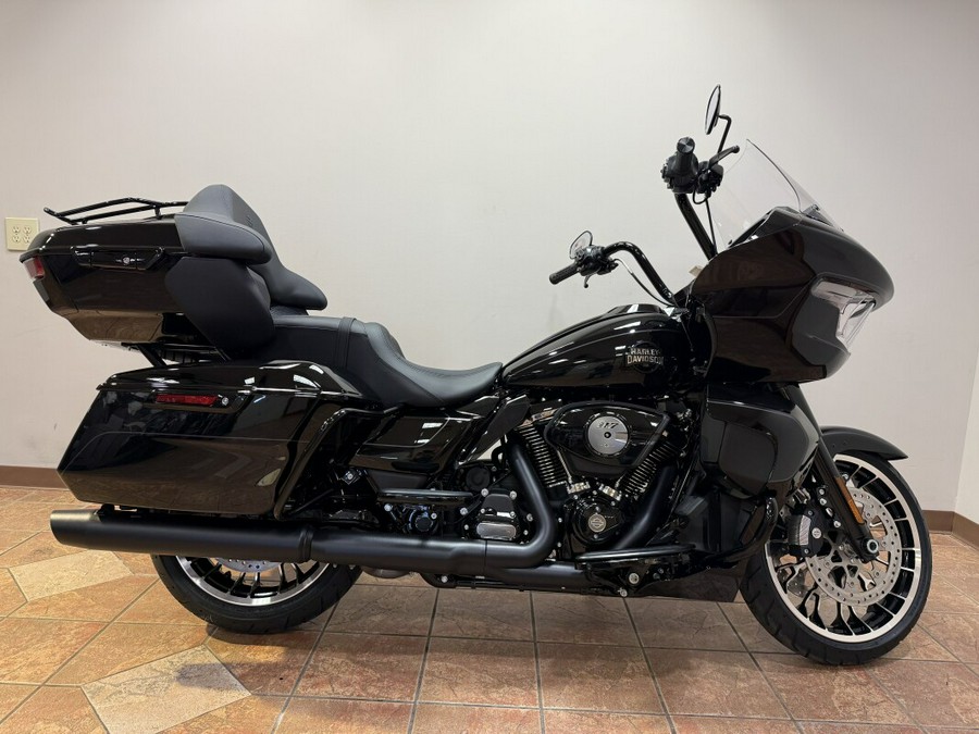 2026 FLTRXL Road Glide Limited