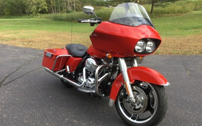 2010 Harley-Davidson® Road Glide® Custom SCARLET RED