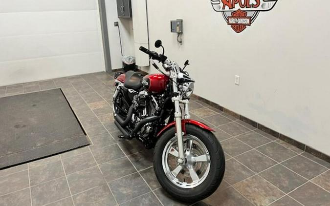 2012 Harley-Davidson® XL1200C - Sportster® 1200 Custom