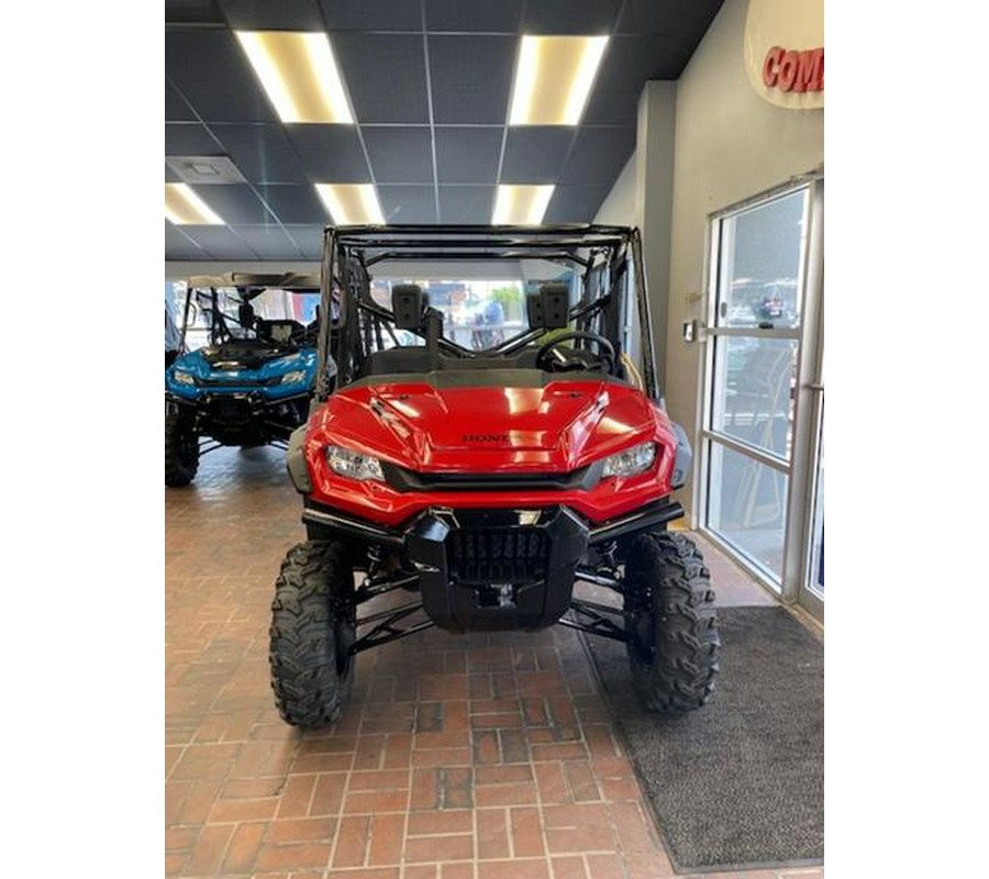 2025 Honda® Pioneer 1000-6 Deluxe Crew