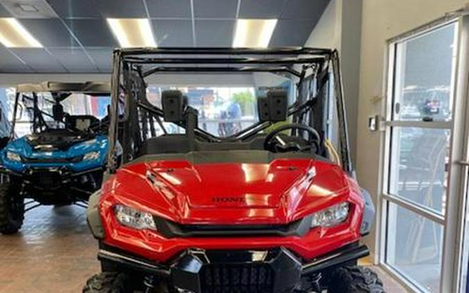 2025 Honda® Pioneer 1000-6 Deluxe Crew