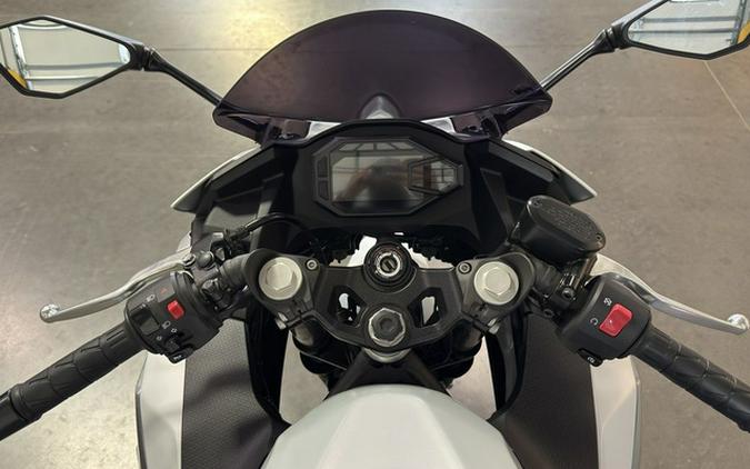2025 Kawasaki Ninja 500