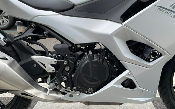 2025 Kawasaki Ninja® 500