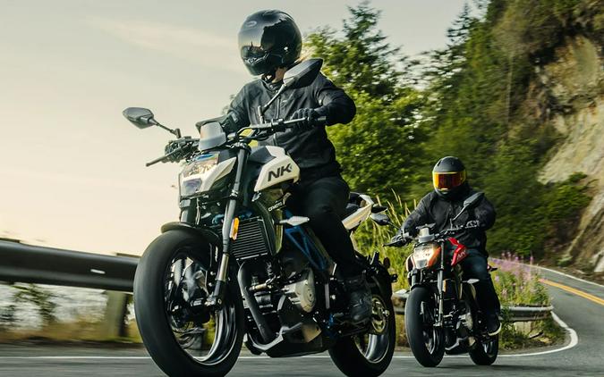 2025 CFMOTO 300NK