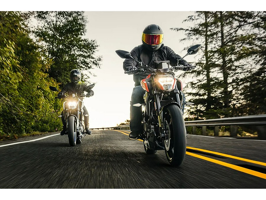 2025 CFMOTO 300NK