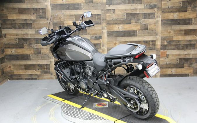 2023 Harley-Davidson Pan America™ 1250 Gray Haze w/Laced Wheels