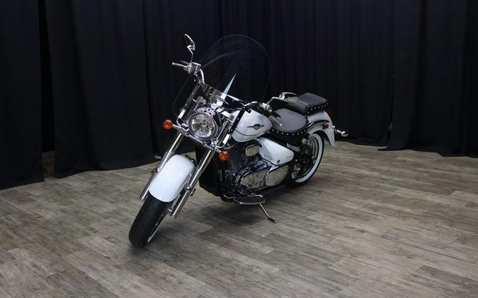 2025 Suzuki Boulevard C50T Special