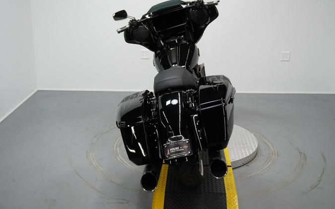 2025 Harley-Davidson Street Glide® Midnight Firestorm - Black Finish