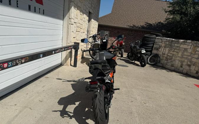 2026 KTM 390 Duke