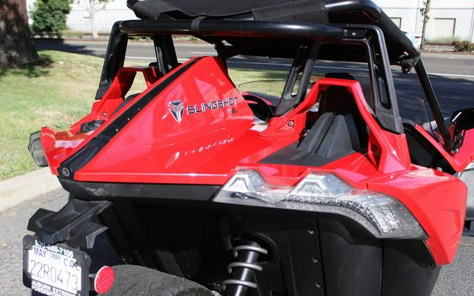 2015 Polaris® Slingshot SL