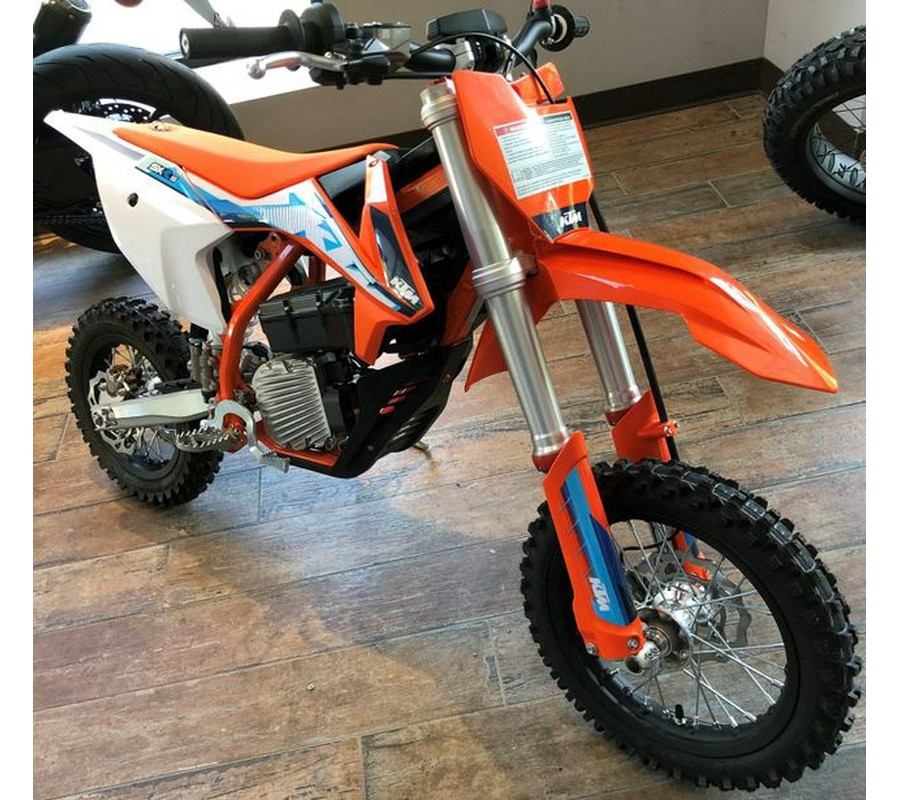 New 2024 KTM SX E 5