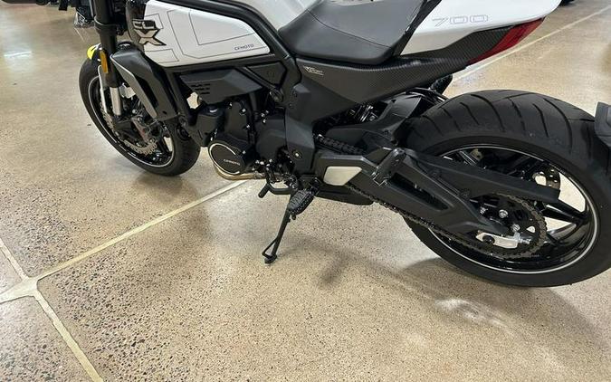 2022 CFMoto 700CL-X Sport