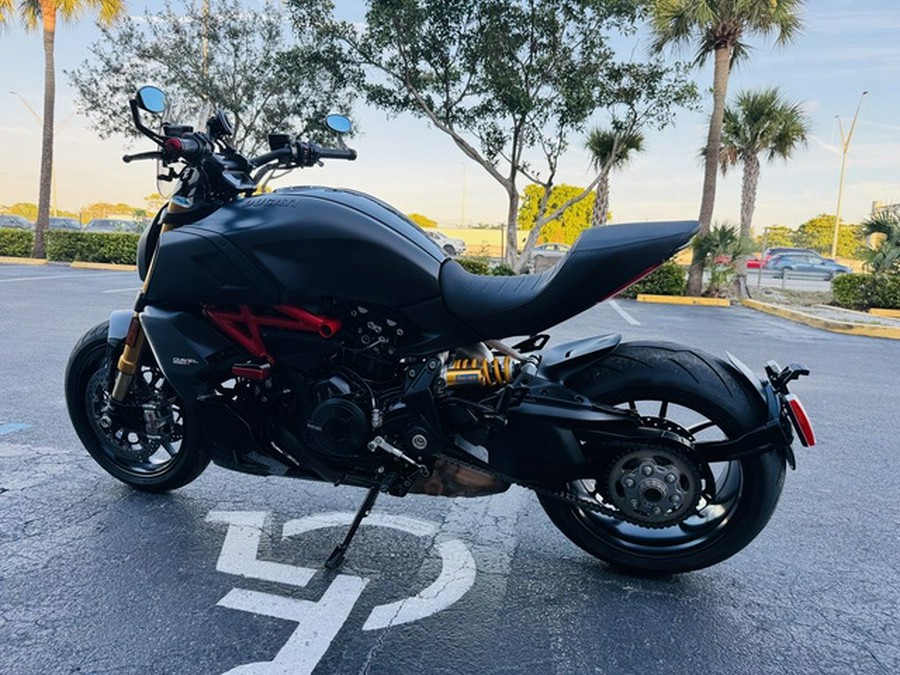 2021 Ducati Diavel 1260 S Total Black