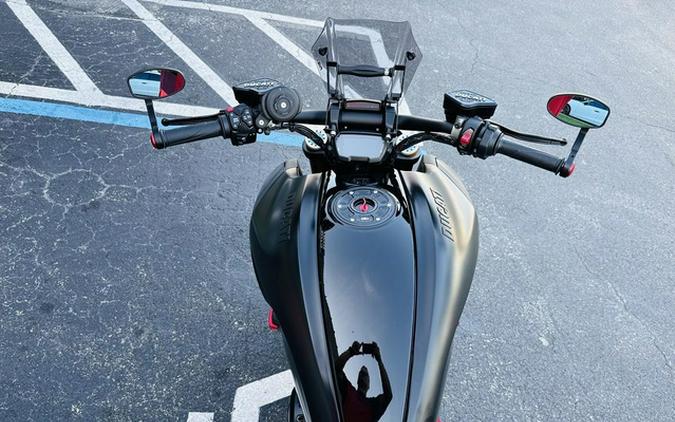 2021 Ducati Diavel 1260 S Total Black