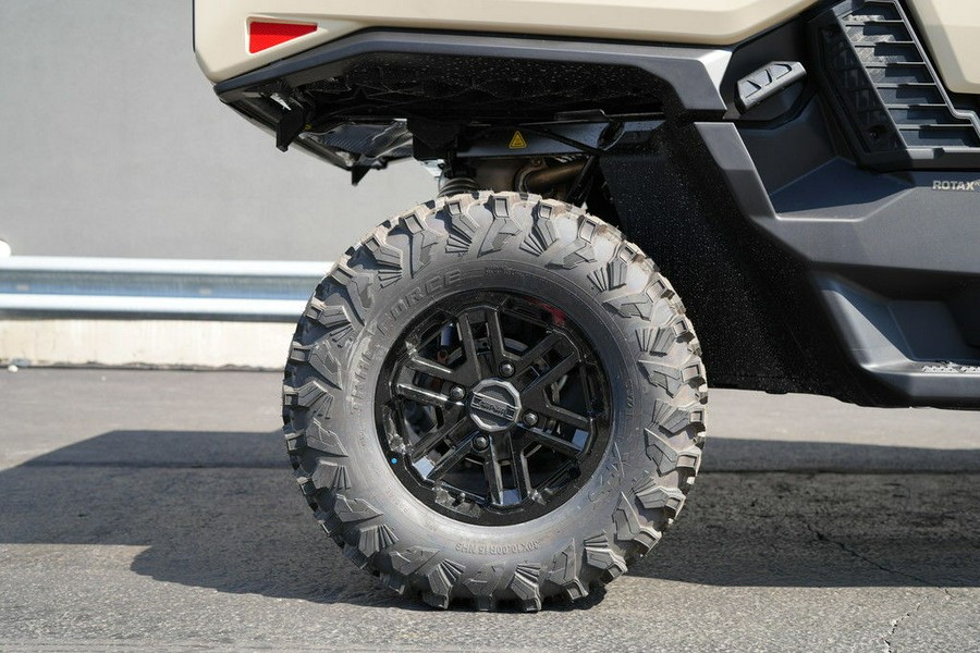 2026 Can-Am® Defender Limited HD11 Desert Tan & Carbon Black