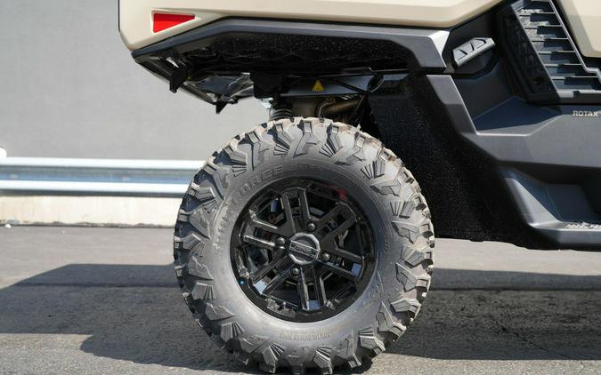 2026 Can-Am® Defender Limited HD11 Desert Tan & Carbon Black